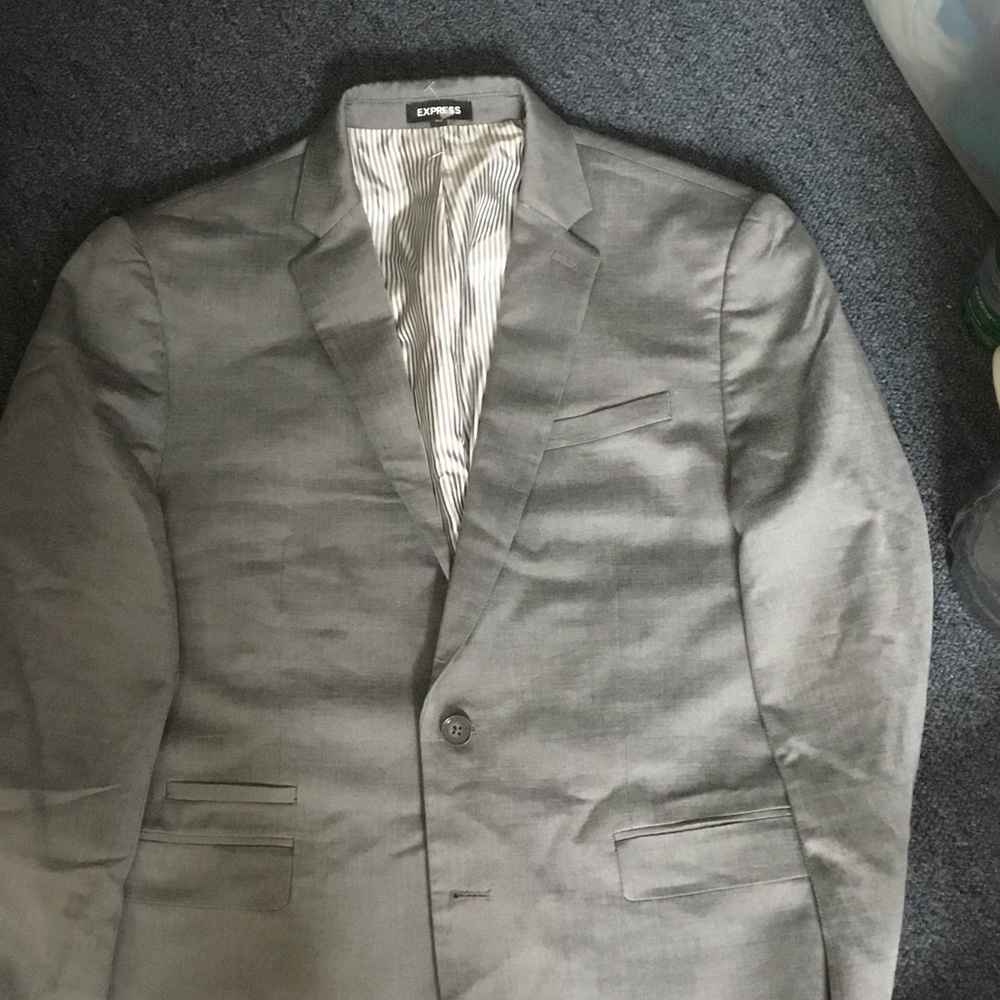 Express Slim Fit Gray Sport Suit with Notch Lapel